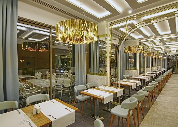 Rai Premium Hotell