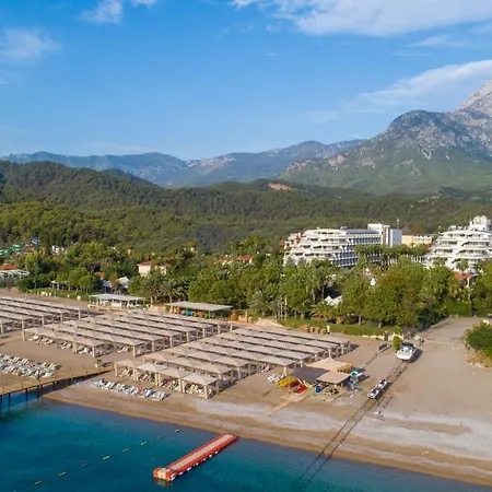 Rai Premium - Ex Queen's Park 5*
