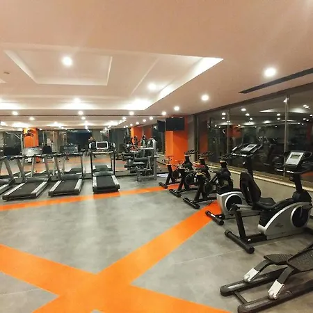 Rai Premium - Ex Queen's Park Hotel 5*