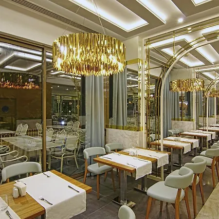 Rai Premium - Ex Queen's Park Hotel